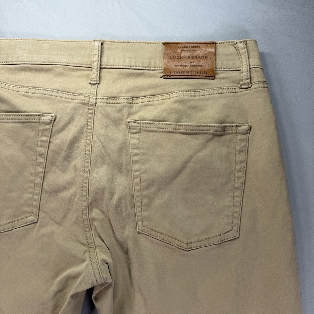 Lucky Brand Chino Pants Mens 32x32 Brown 363 Straight Leg Twill 5 Pocket - Picture 5 of 11